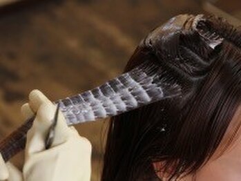 アイノア コディーノ(AInoa codino)の写真/【カットエステ以外は髪質改善ヘアエステ付き】パーマやカラーを繰り返すほど髪がキレイに扱いやすく◎