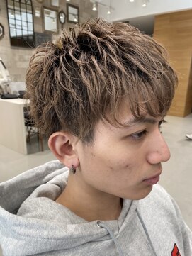 キャプチャー 海老名(capture) フェザーマッシュ/トランクスヘア/束感 capture海老名