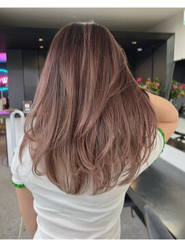 ルーヴェ(LOWE) 【なつみ】やりすぎないピンクベージュのグラデーションロング