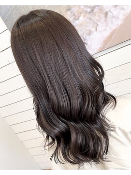 ラニハナクドウ(lanihana.kudo) +＊～ブリーチ無しWカラー×モノトーングレー～＊+