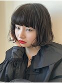 厚めバングのガーリーボブ