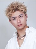 スパイキーショートブラックフェザーパーマハイトーンカラー