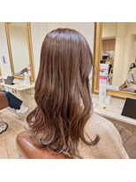 ヘアーズ ロッソ(hair's ROSSO)&nbsp;ミルクティーカラー×ロングヘアー[30代40代50代60代]