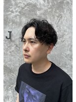 ジリ(JILI)&nbsp;【JILI】センターパート ウェーブパーマ　メンズ　◎上辻