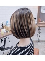 ヘアーサロン カヴィエ(hair salon covie)&nbsp;アンブレラカラー　ブリーチカラー　ボブ　ショートボブ