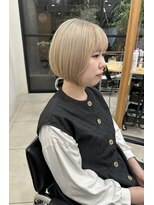 リラ(Lila)&nbsp;ハイトーンボブ　ブロンド