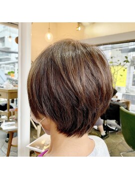 チェコリル(Cyecoril) 【お客様スタイル】ショート/骨格補正/イメチェン