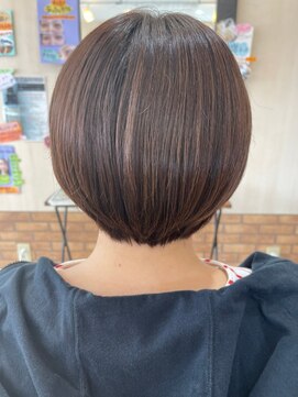 ヘアスタジオブービー 髪質改善丸みショートボブ