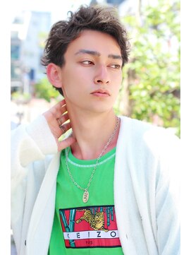 クーエフー(coo et fuu) 男らしさ全開!ベリーショートに無造作パーマとグレージュカラー