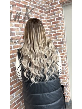 リンク(LinK) 圧倒的爆美ギャル