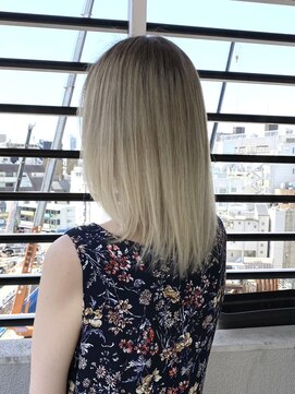 ソル オモテサンドウ 表参道 青山(SOL . OMOTESANDO) ミルクティーベージュダブルカラーインナーカラーケアブリーチ