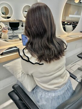 グロウ 赤羽(grow) olive greige【grow赤羽/レイヤーカット/韓国風レイヤー】