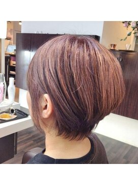 エノモト(ENOMOTO) 白髪ぼかし立体感ひし形ショートボブ大人小顔レイヤーカット