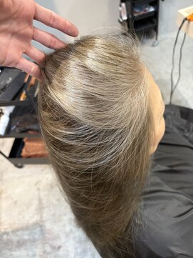 リア 布施店(Lia) 白髪ぼかし