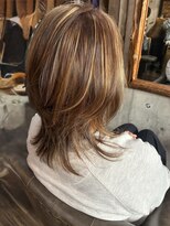 プラメーラ(PRAMEERA) レイヤーカット、くびれレイヤー、ウルフレイヤー