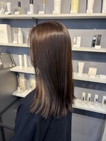 クララジャパン ハカタエキマエ(CLALA JAPAN Hakataekimae)&nbsp;オリーブグレージュミディアムヘア