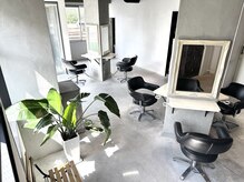 hyon myon/RISEbyREVO 綾瀬店【ヒョンミョン】の雰囲気（かわいいお店だけど落ち着いた空間で気持ち高まる[綾瀬駅]）