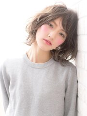 3大人可愛いフェアリーグレージュひし形シルエットエアリーボブ