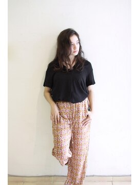 レバラディンズドゥミラー(Les Baladins du Miroir) 【バラディンズ】ほつれ質感のこなれウェーブ