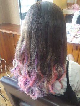 エクステンション クーチャー(Extention Cu'cha) ピンクと紫メッシュで派手派手スタイル(^O^)