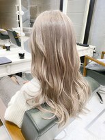 デイズ(days)&nbsp;days hair】アッシュブラウン＿ベージュカラーロングヘア