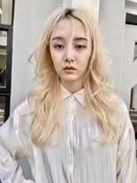 ティメレ 神戸三宮(Timere)&nbsp;ハイトーン×小顔ニュアンスカール【Timere神戸三宮】