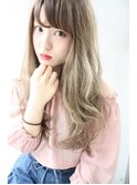 ハイトーン、くすみカラー