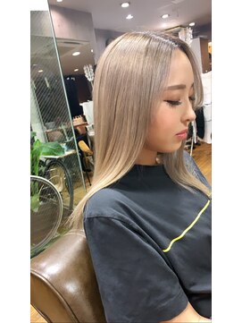 ラフ 難波店(LAFF) #黒髪#ボブルフ#ネビージュ#小顔#ワンレン