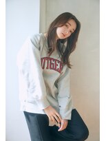 リコ リトル 室蘭(lico×little)&nbsp;センターパートがマッチ！ナチュラルロング