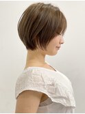 横顔美人な上品ショートボブ