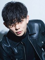 ゴールドシブヤ(GOALD SHIBUYA)&nbsp;ツイストスパイラル波打ちスパイラルセンターパート刈り上げ束感