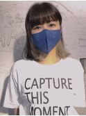 ミルクティーイヤリングカラー × ワイドバングミディアム