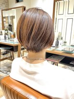 ネオリーブエム(Neolive em;)&nbsp;収まりの良いショートボブ☆30代　40代　50代