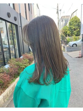 ガリカ 渋谷(Gallica) 柔らかオリーブカラー×セミロング