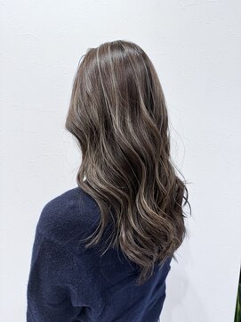 リオリス ヘア サロン(Rioris hair salon) 【石川諒】ロング/コントラスト/ハイライト/アッシュグレー