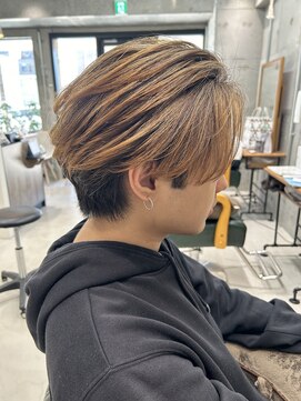 ソルドット バイ オハナ(sol.by ohana) 30代40代50代メンズ白髪ぼかしハイライトスタイル ショート