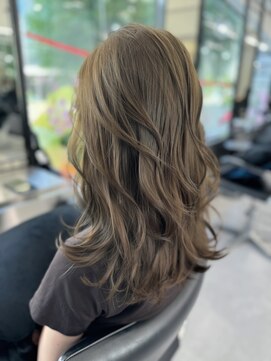 アルドーレフィエロ シンサイバシ(Ardore fiero shinsaibashi) ブリーチなしダブルカラー☆オリーブグレージュ