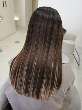 ラストーリア(La storia) コアミートリートメントで艶サラに♪