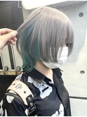 ミディアムウルフ×インナーカラー　甲斐田晴