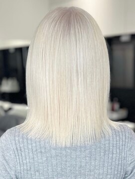 エリーツ(elyts) ホワイトカラー/渋谷/ブリーチ/ケアブリーチ/エクステ/髪質改善