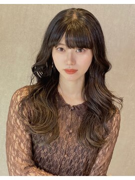 リア(Li'a) ヨシンモリ×韓国レイヤー×くびれ巻き