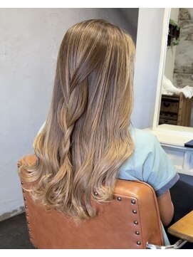 ビュートヘアー(Viewt hair) 【viewt hair】レイヤーカット × バレイヤージュ　福山市