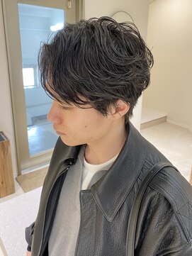 クーナバイトマト 横浜(Cuna by TOMTO) 【RYOSUKE】フェザーパーマ_メンズパーマ