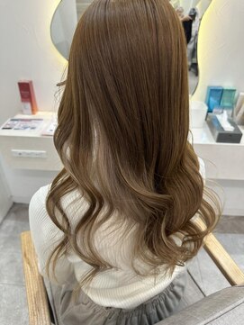 ラビス クローバー(Lovis clover) 『ゆうあ』ホワイトベージュ×ブラウン♪♪