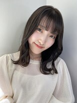 ミュージアム(MUSEUM) 鎖骨下ミディアムの外ハネスタイル