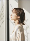大人可愛い20代30代40代ミディアムレイヤーグレージュ