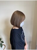 ミルクティーベージュ