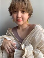ブラウヘアアンドケア(care) ベージュカラー×ショート