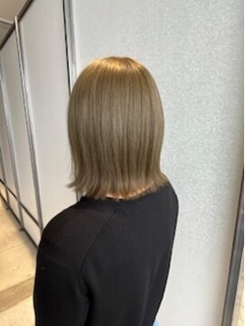 リンドヘアー アンド アイラッシュ(LINDO) オリーブベージュ