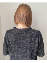 ディッセンバー 渋谷(December) ボブ/切りっぱなしボブ/ベージュ/くすみカラー/ケアブリーチ